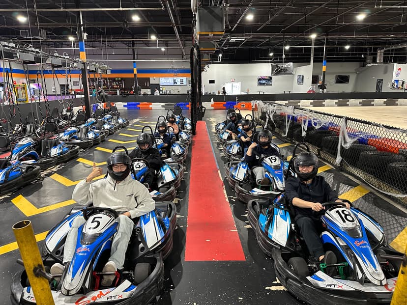 2024-10-11 Indoor Karting racing start